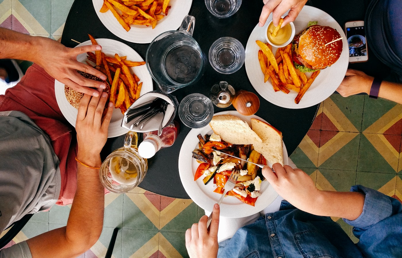 Kouřová Čtvrť – restaurace, kuchyně a stolování, fotografie 2